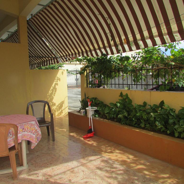 Villa Morcelment Duplex Trou-aux-Biches Extérieur photo