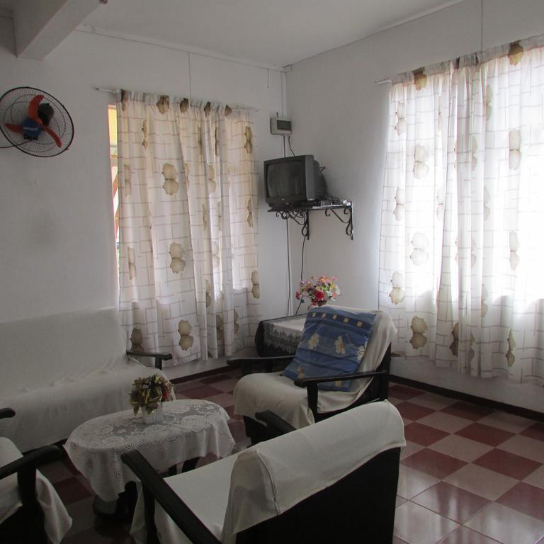 Villa Morcelment Duplex Trou-aux-Biches Extérieur photo